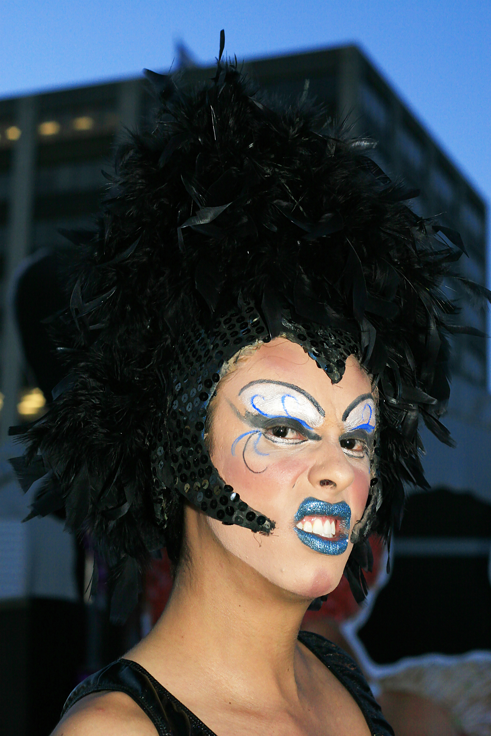 Quelques minutes avant le défilé de la Fierté gaie / Minutes before the Pride Parade