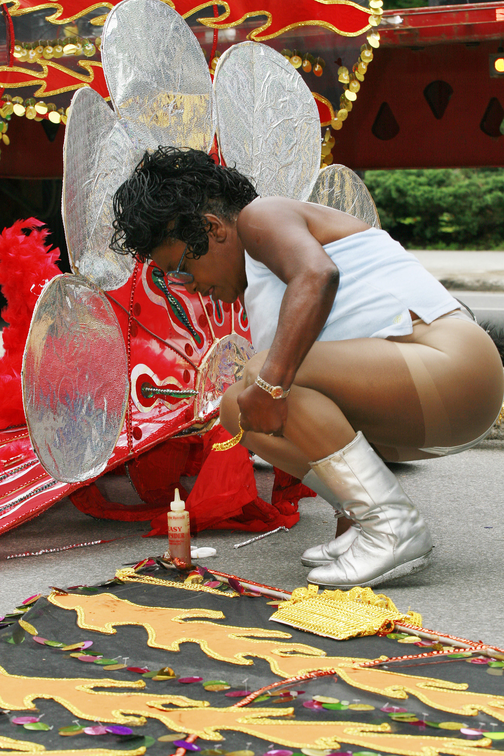 Behind the scenes of Carifiesta / Derrière les coulisses du défilé Carifiesta de Montréal